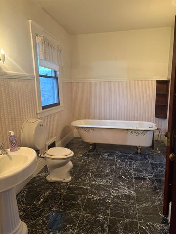 1401 N San Joaquin St, Stockton, CA 95202