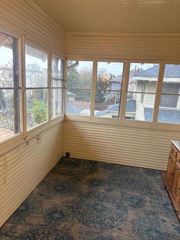 1401 N San Joaquin St, Stockton, CA 95202