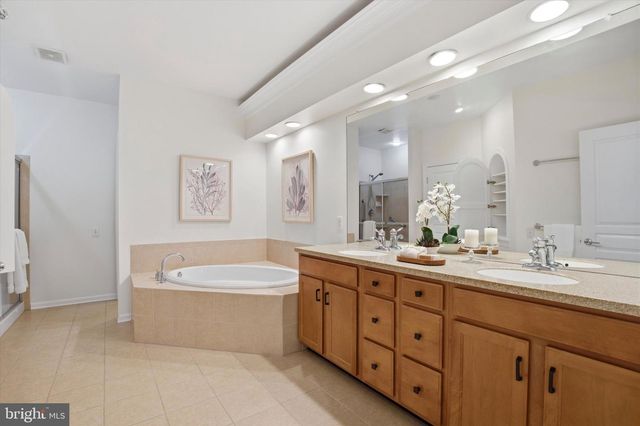 371 PRIMROSE DR, Upper Gwynedd, PA 19446