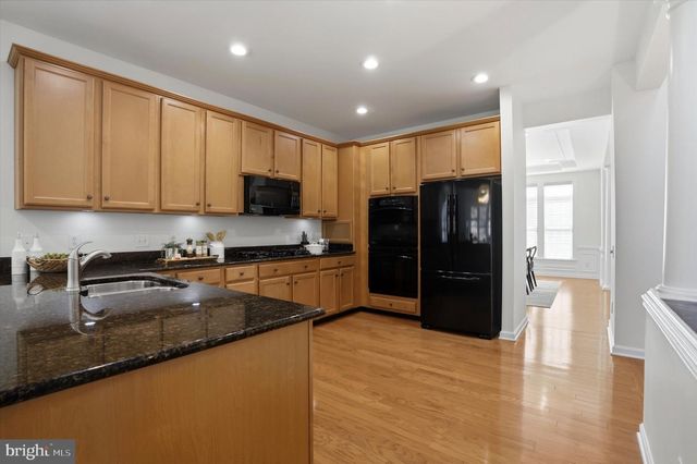 371 PRIMROSE DR, Upper Gwynedd, PA 19446