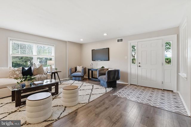 1313 DELMONT AVE, Havertown, PA 19083