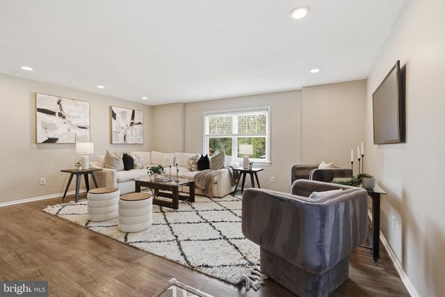 1313 DELMONT AVE, Havertown, PA 19083