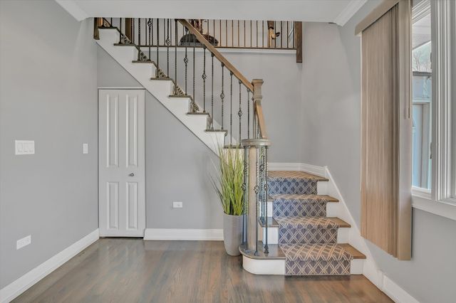 7964 Lavergne Avenue, Burbank, IL 60459