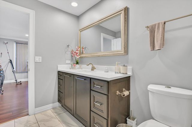 7964 Lavergne Avenue, Burbank, IL 60459