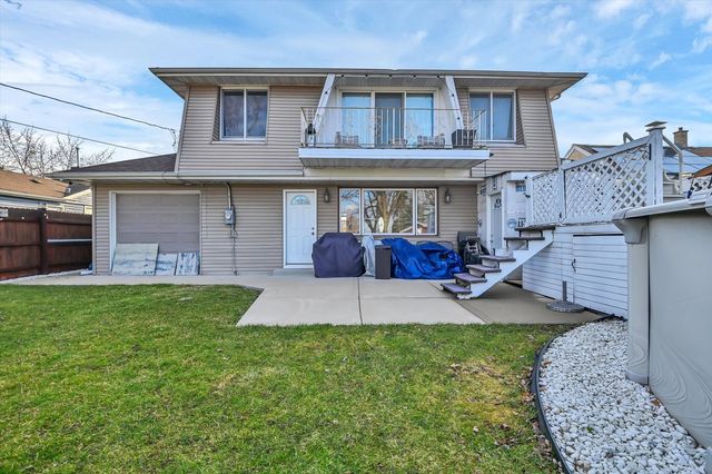 7964 Lavergne Avenue, Burbank, IL 60459