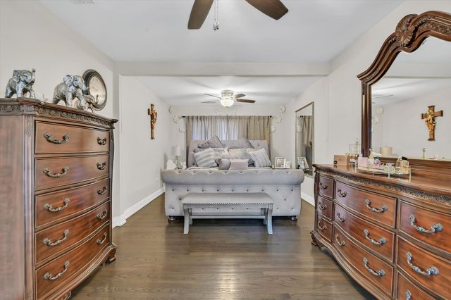 7964 Lavergne Avenue, Burbank, IL 60459