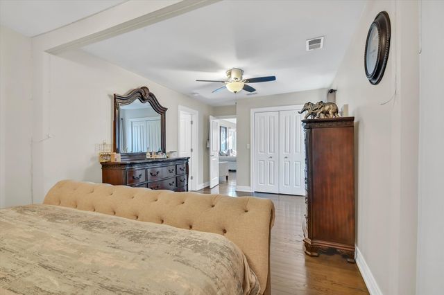 7964 Lavergne Avenue, Burbank, IL 60459