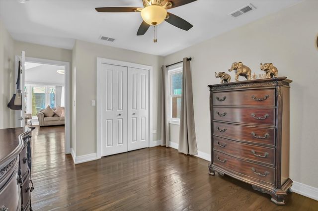 7964 Lavergne Avenue, Burbank, IL 60459