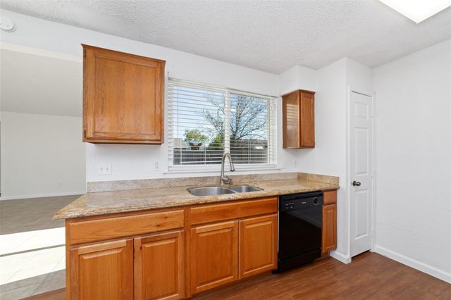 563 Slumberwood Drive, Houston, TX 77013