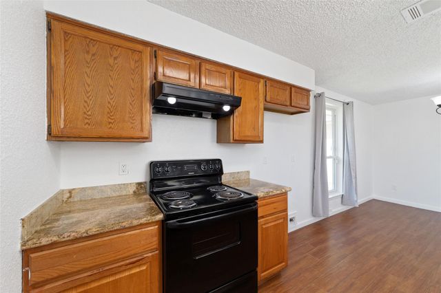 563 Slumberwood Drive, Houston, TX 77013