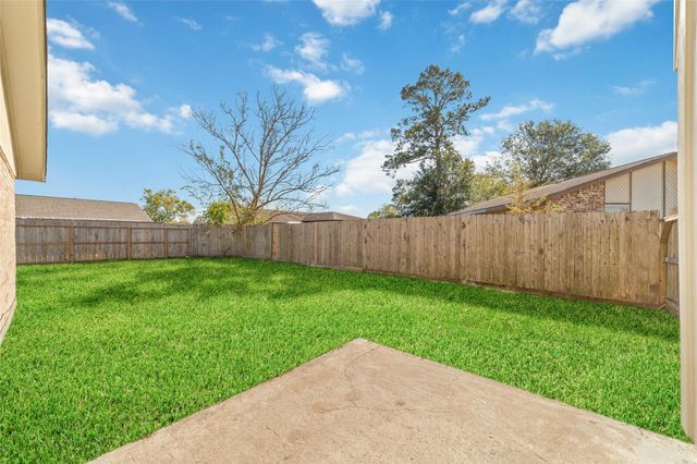 563 Slumberwood Drive, Houston, TX 77013