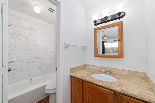 563 Slumberwood Drive, Houston, TX 77013