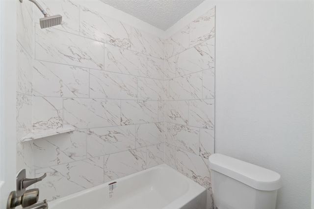 563 Slumberwood Drive, Houston, TX 77013