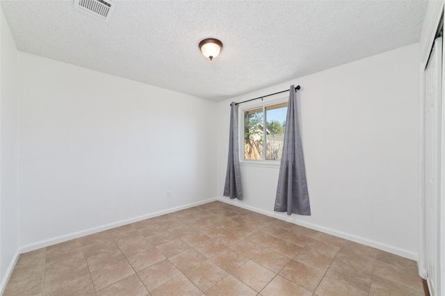 563 Slumberwood Drive, Houston, TX 77013