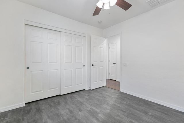 26313 N BABBLING BROOK Drive, Phoenix, AZ 85083