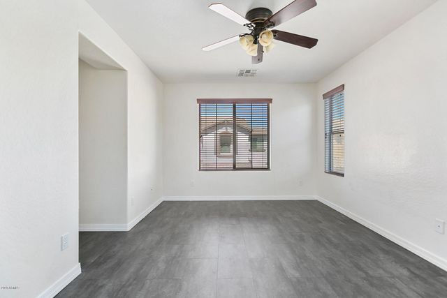 26313 N BABBLING BROOK Drive, Phoenix, AZ 85083