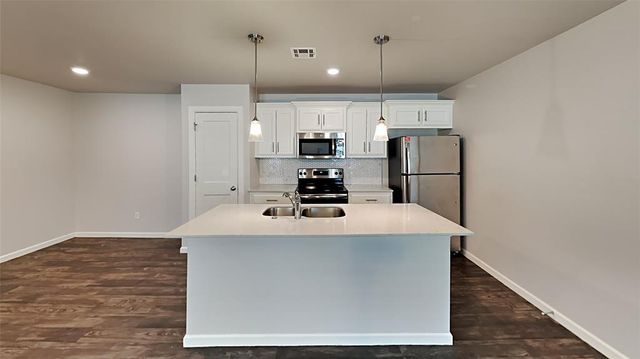 4908 Avion Court, Oklahoma City, OK 73135