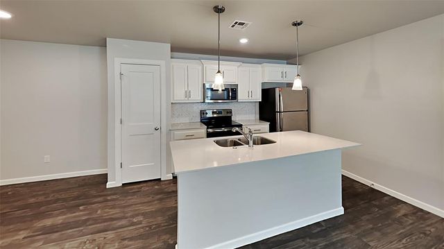 4908 Avion Court, Oklahoma City, OK 73135
