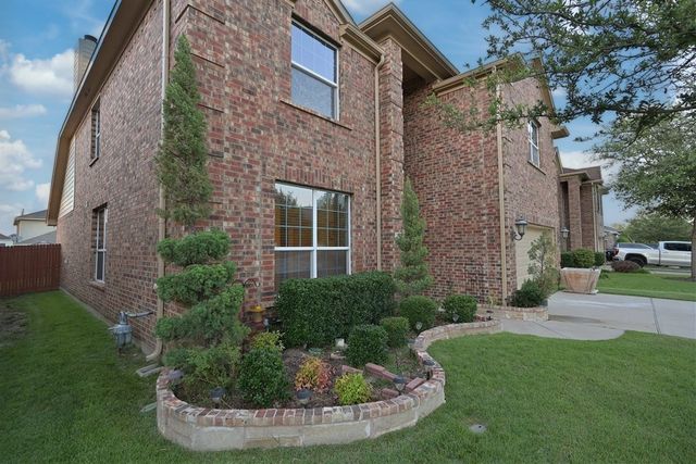 4212 Bridgestone Drive, Fort Worth, TX 76123