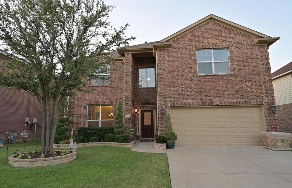 4212 Bridgestone Drive, Fort Worth, TX 76123