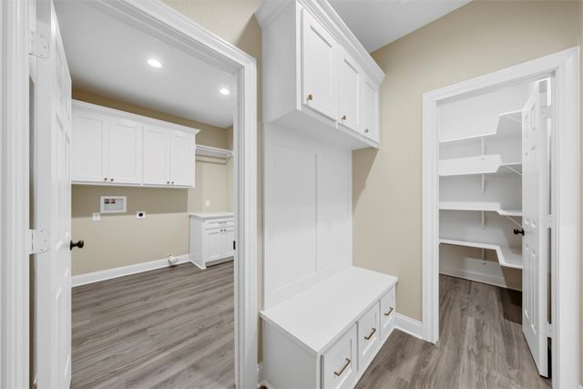 929 Northern Dancer Drive, Hewitt, TX 76643