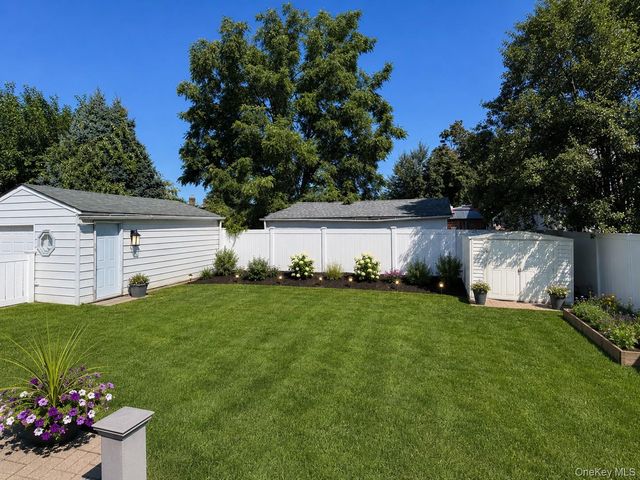 50 Notre Dame Avenue, Hicksville, NY 11801