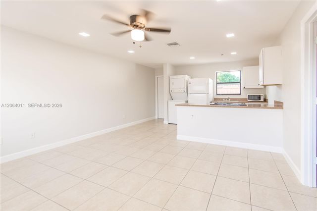 1804 My Pl, West Palm Beach, FL 33417