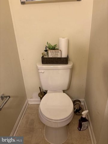 7801 VANITY FAIR DR, Greenbelt, MD 20770