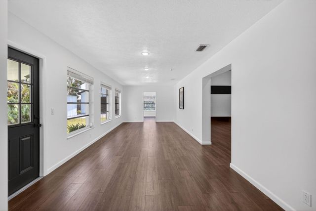 1721 SW Ocean Cove Avenue, Port St. Lucie, Port St Lucie, FL 34953