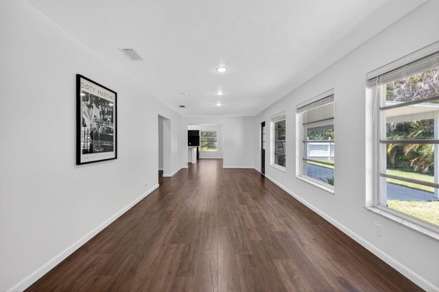 1721 SW Ocean Cove Avenue, Port St. Lucie, Port St Lucie, FL 34953