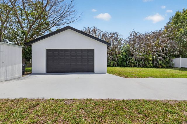 1721 SW Ocean Cove Avenue, Port St. Lucie, Port St Lucie, FL 34953