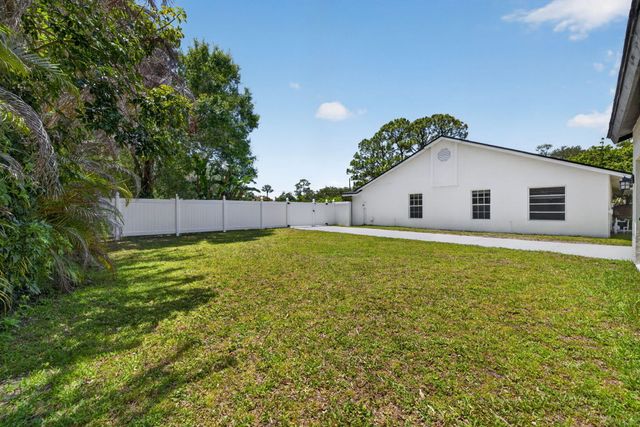 1721 SW Ocean Cove Avenue, Port St. Lucie, Port St Lucie, FL 34953