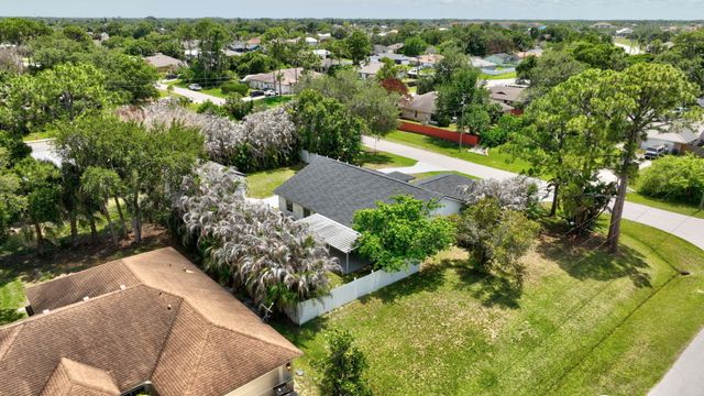 1721 SW Ocean Cove Avenue, Port St. Lucie, Port St Lucie, FL 34953