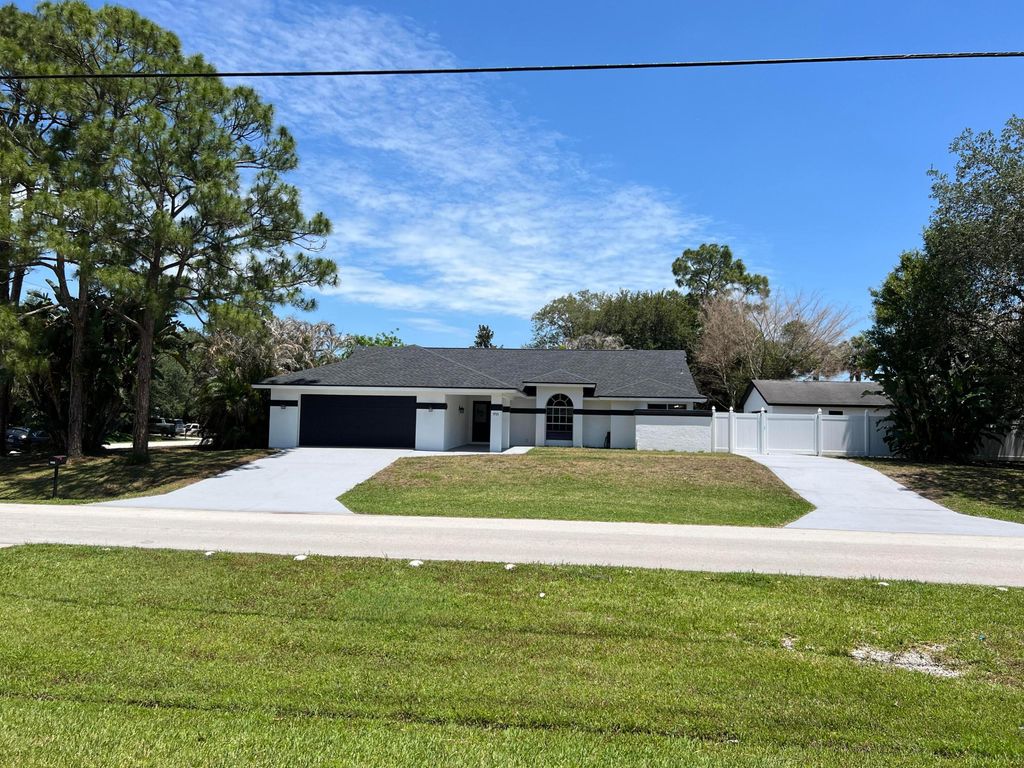 1721 SW Ocean Cove Avenue, Port St. Lucie, Port St Lucie, FL 34953