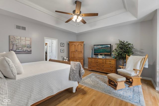 4627 Ridgewood Drive, Zionsville, IN 46077