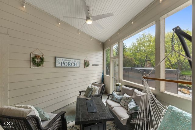 4627 Ridgewood Drive, Zionsville, IN 46077