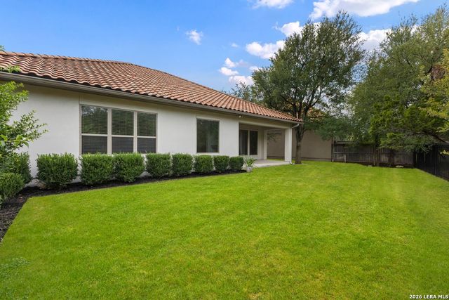 563 TALMADGE LN, Shavano Park, TX 78249