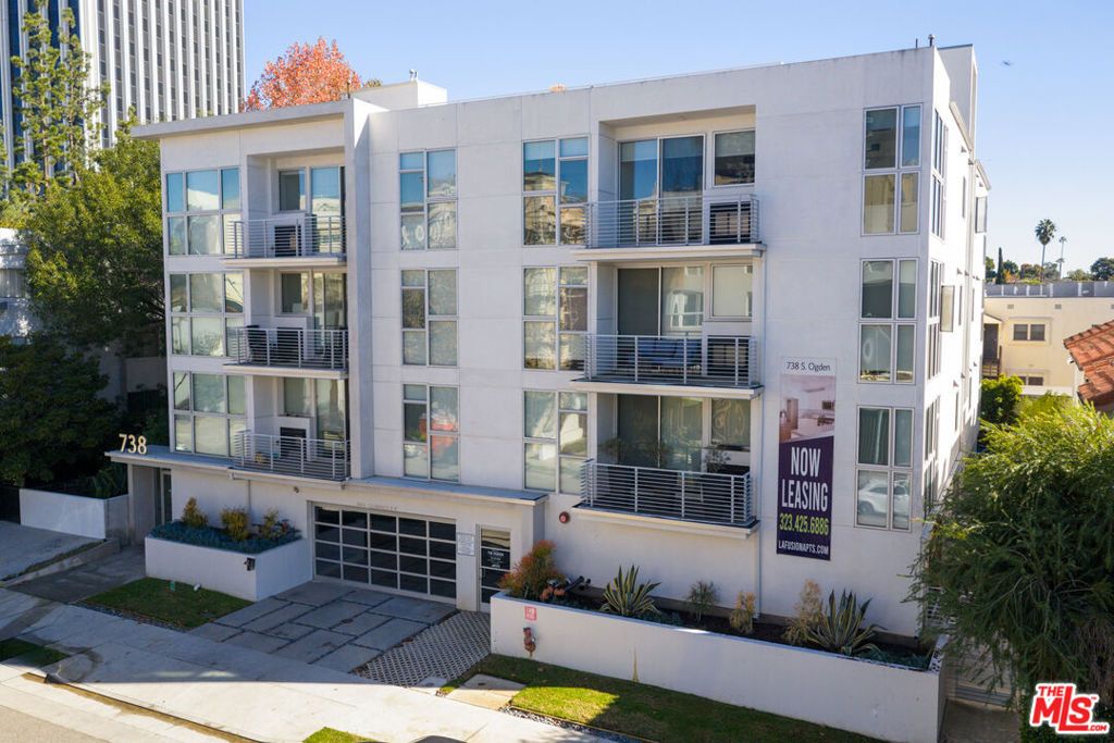 738 S Ogden Drive, Los Angeles, CA 90036