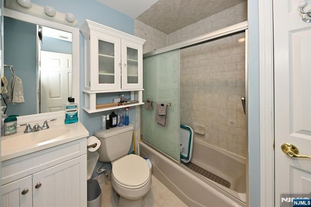 603 Broadway A, Westwood, NJ 07675