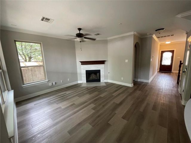 4526 Merle DR, Austin, TX 78745