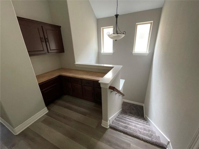 4526 Merle DR, Austin, TX 78745