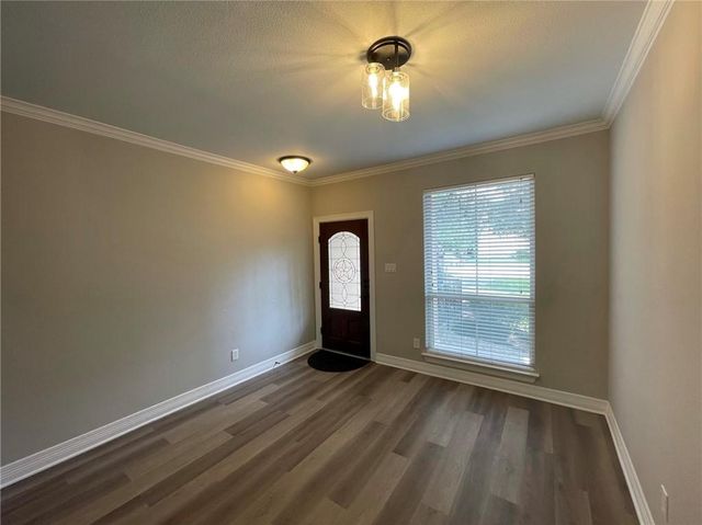 4526 Merle DR, Austin, TX 78745