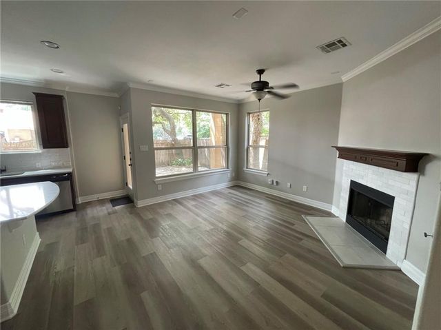 4526 Merle DR, Austin, TX 78745