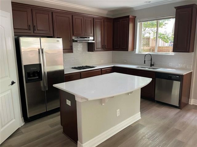 4526 Merle DR, Austin, TX 78745