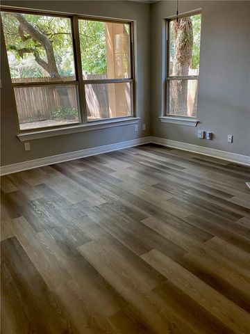 4526 Merle DR, Austin, TX 78745