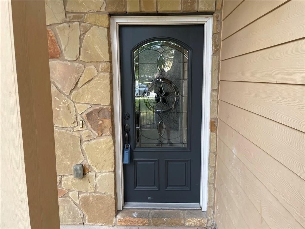 4526 Merle DR, Austin, TX 78745