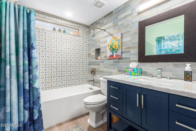 2310 E MALLARD Court, Gilbert, AZ 85234