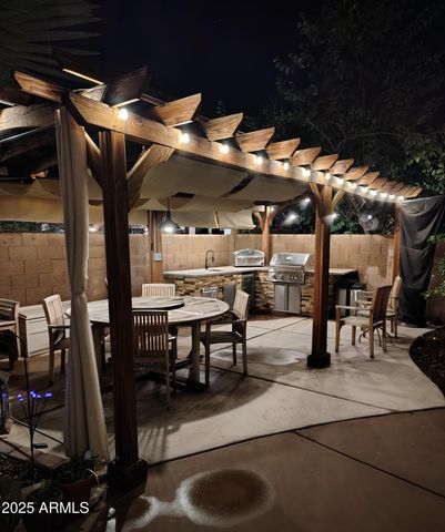 2310 E MALLARD Court, Gilbert, AZ 85234