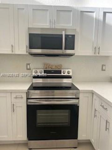 9215 SW 141st Pl 9215, Miami, FL 33186