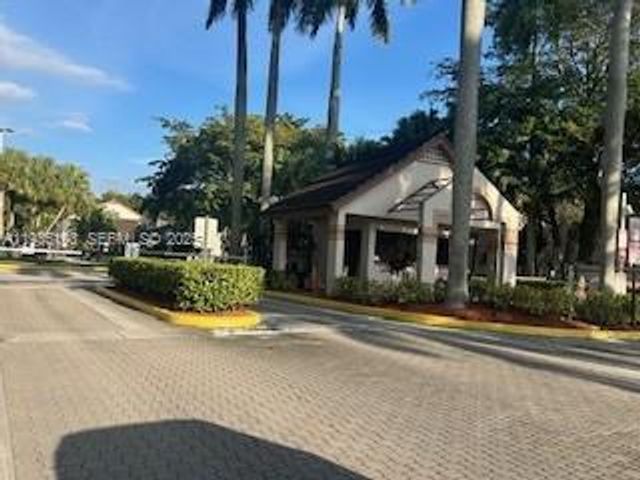 9215 SW 141st Pl 9215, Miami, FL 33186